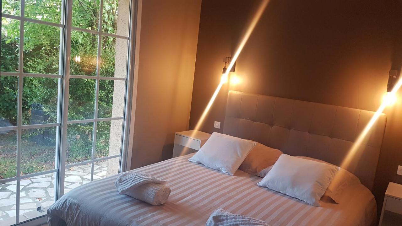 Chambre D'Hotes Avec Terrasse, Meuble Tourisme 1 Etoile ラバンヌ エクステリア 写真